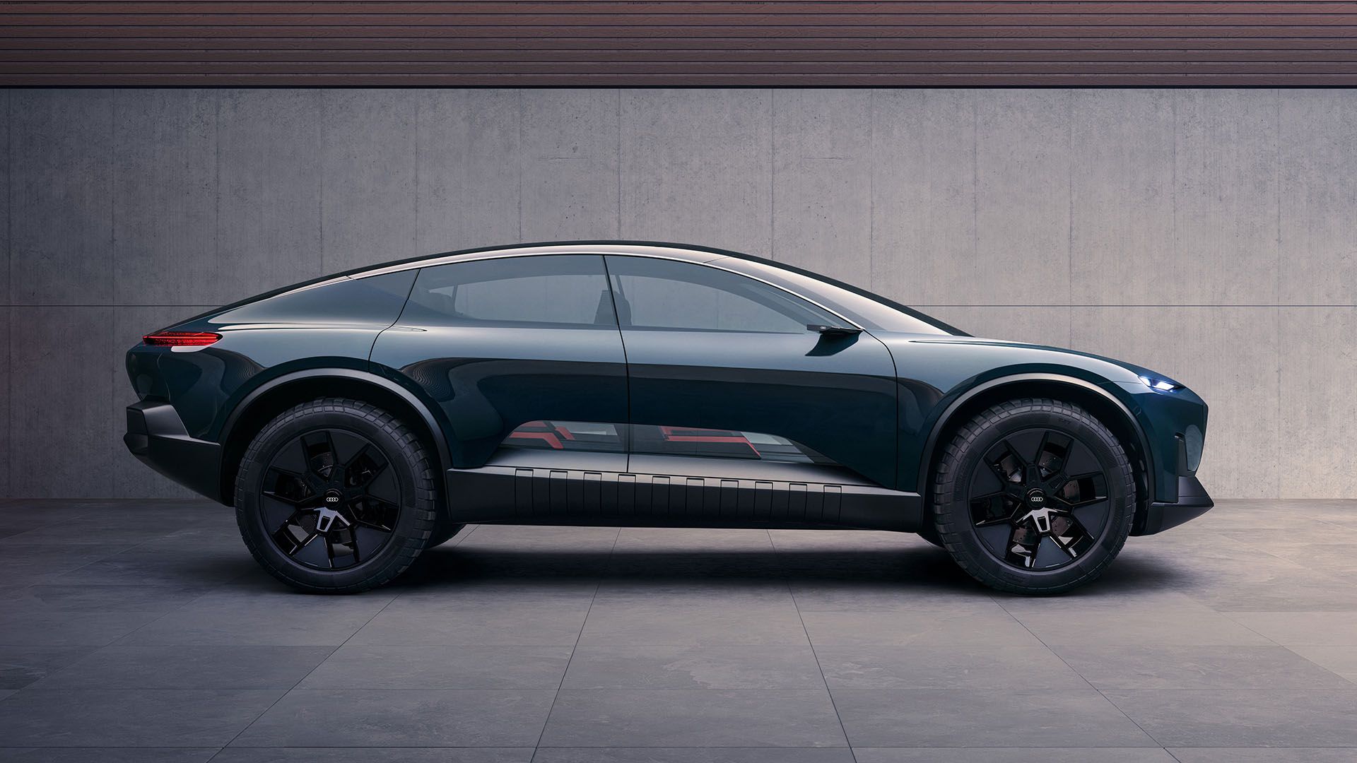 Side view of the Audi activesphere concept.