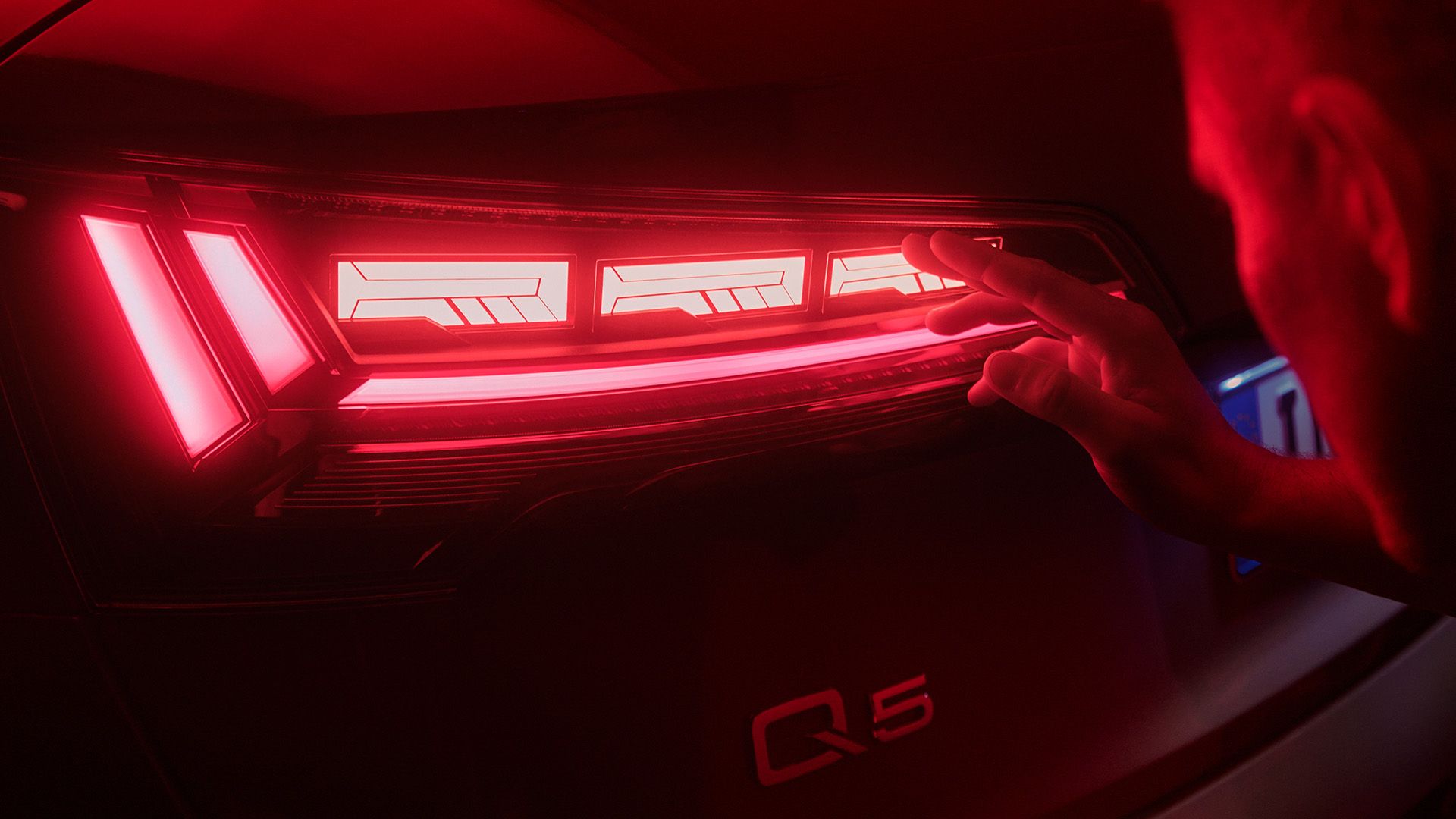 Bir Audi Q5’in OLED arka farı