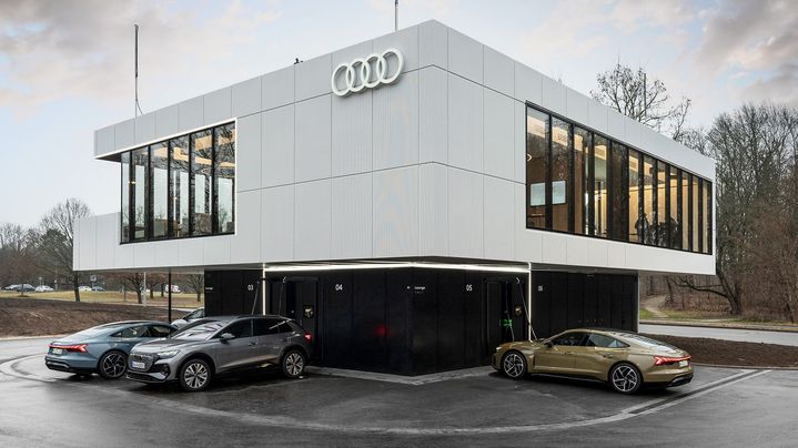 Audi charging hub: esperienza di ricarica premium