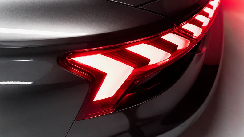 La luce posteriore di Audi RS e-tron GT.