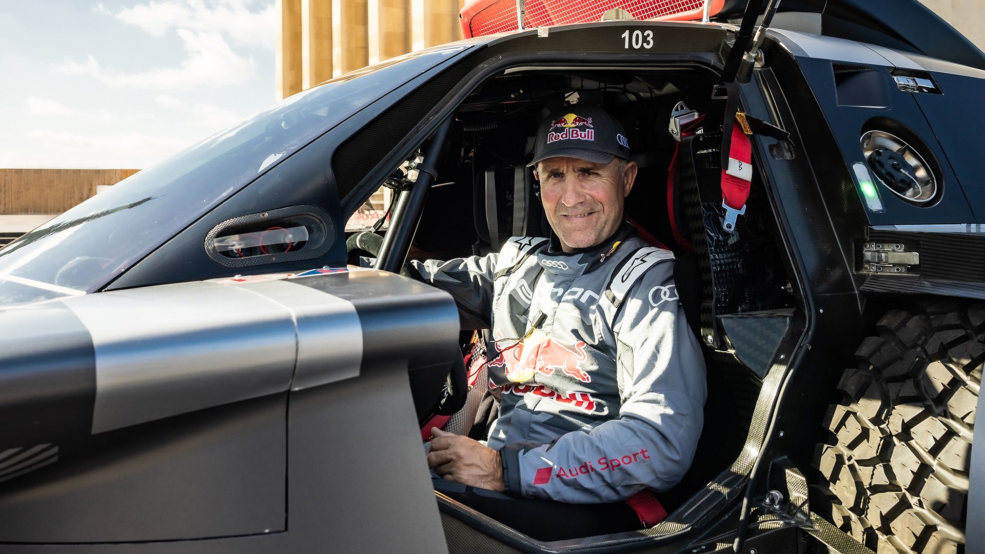 Stéphane Peterhansel am Steuer des Audi RS Q e-tron 