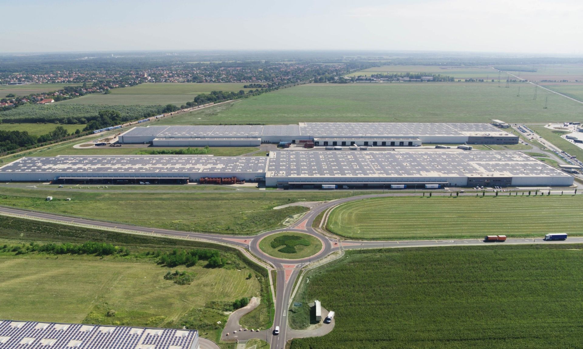 Vista aerea della sede Audi di Györ.