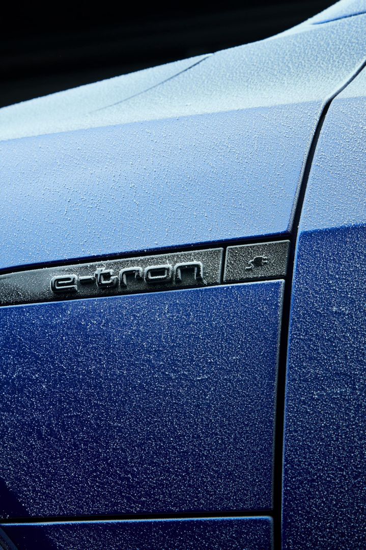 Volet de chargement de l'Audi SQ8 Sportback e-tron.